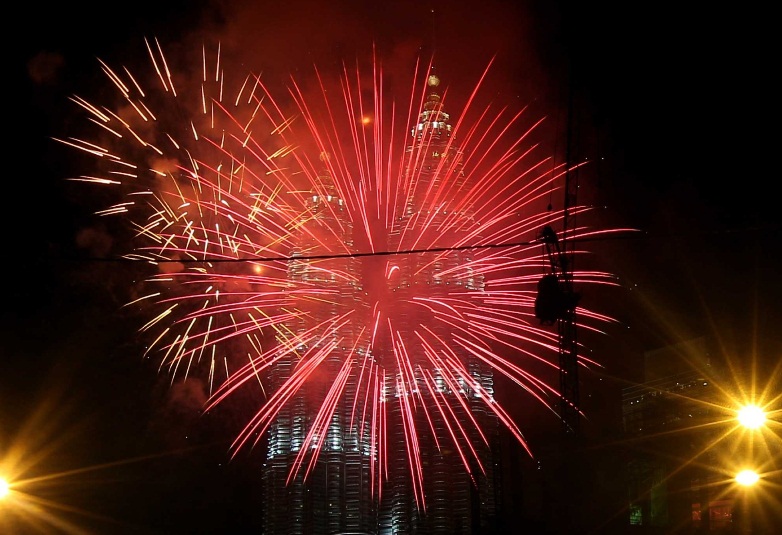 kuala lumpur new year fireworks 2013
