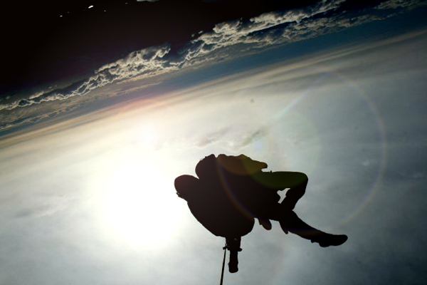 14_skydiving_photo