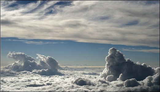 above-white-clouds-wallpaper