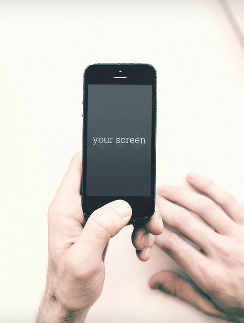 Free Iphone 5 photorealistic mockups