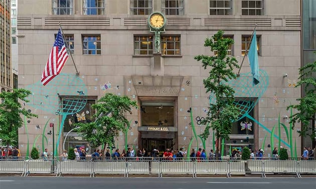 By Ajay Suresh from New York, NY, USA - Tiffany and Co Flagship, CC BY 2.0, https://commons.wikimedia.org/w/index.php?curid=79704870