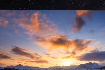 place an image of a panoramic sky 