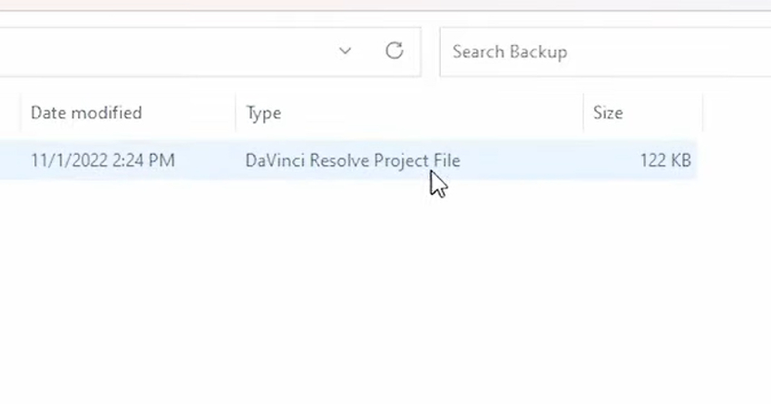 User showing database file in File Explorer with file extension name displayed for DaVinci resolve project location guide.